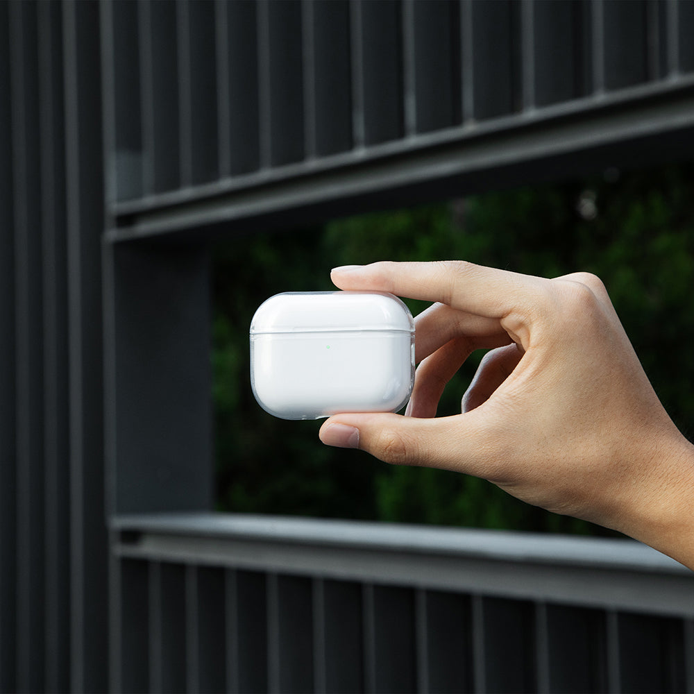 Apple AirPods Pro 3 Kılıf Qi M-Safe Şarj Özellikli Native Union Clear Serisi Silikon Kapak - Görsel 5