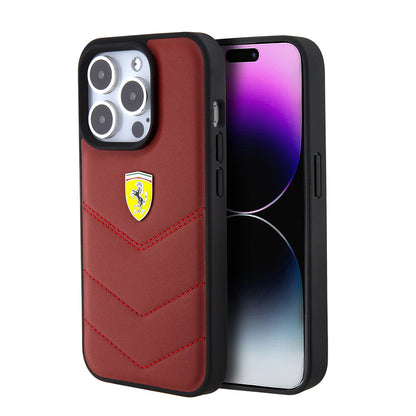 Apple iPhone 15 Pro Kılıf Ferrari Orjinal Lisanslı Deri Dikişli Arka Yüzey Metal Logo Tasarımlı Kapak - Görsel 2