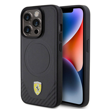 Apple iPhone 15 Pro Kılıf Ferrari Orjinal Lisanslı M-safe Şarj Özellikli Metal Logolu PU Karbon Kapak - Görsel 2