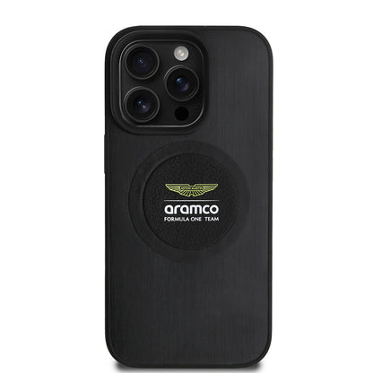 Apple iPhone 15 Pro Max Kılıf Aston Martin Orjinal Lisanslı M-safe Şarj Özellikli Aluminyum Arka Yüzeyli Formula One Team Baskılı Kapak - Görsel 2