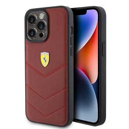 Apple iPhone 15 Pro Max Kılıf Ferrari Orjinal Lisanslı Deri Dikişli Arka Yüzey Metal Logo Tasarımlı Kapak - Görsel 2