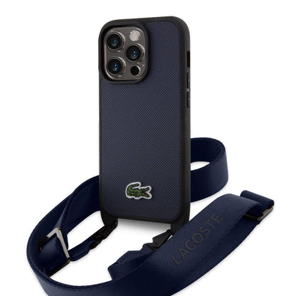 Apple iPhone 15 Pro Max Kılıf Lacoste Orjinal Lisanslı PU Pike Desenli Arka Yüzey Askılı İkonik Timsah Dokuma Logolu Kapak - Görsel 4