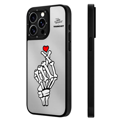 Apple iPhone 15 Pro Max Kılıf Tobias Fonseca Tasarımlı Youngkit Mirror Kapak - Görsel 2