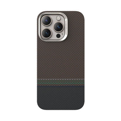 Apple iPhone 16 Pro Kılıf M-safe Şarj Özellikli Karbon Fiber Tasarımlı Benks Prestige ArmorAir Kevlar Kapak - Görsel 2
