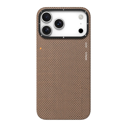 Apple iPhone 17 Pro Kılıf M-safe Şarj Özellikli Aramid Fiber Youngkit 1500D Kevlar Extreme Wing Titanyum-Gold Serisi Kapak - Görsel 2