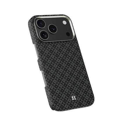 Apple iPhone 17 Pro Kılıf M-Safe Şarj Özellikli Benks ArmorAir ArmorGrid Serisi Kevlar Kapak - Görsel 2
