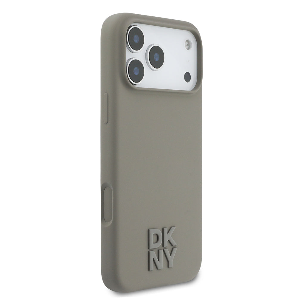 Apple iPhone 17 Pro Max Kılıf DKNY Orjinal Lisanslı M-safe Şarj Özellikli Metal Logolu Silikon Kapak - Görsel 4
