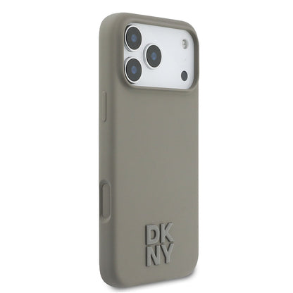 Apple iPhone 17 Pro Max Kılıf DKNY Orjinal Lisanslı M-safe Şarj Özellikli Metal Logolu Silikon Kapak - Görsel 4