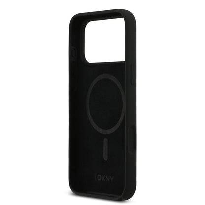 Apple iPhone 17 Pro Max Kılıf DKNY Orjinal Lisanslı M-safe Şarj Özellikli Metal Logolu Silikon Kapak - Görsel 14
