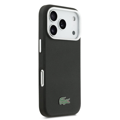 Apple iPhone 17 Pro Max Kılıf Lacoste Orjinal Lisanslı M-Safe Şarj Özellikli PVC Pike Desenli Arka Yüzey İkonik Timsah Dokuma Logolu Kapak - Görsel 4