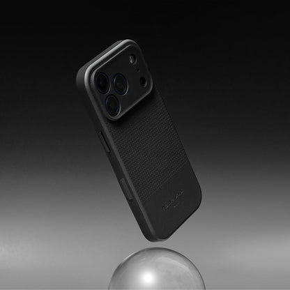 Apple iPhone 17 Pro Max Kılıf M-safe Şarj Özellikli Deri Dokulu Native Union 2025 Active Serisi Kapak - Görsel 3