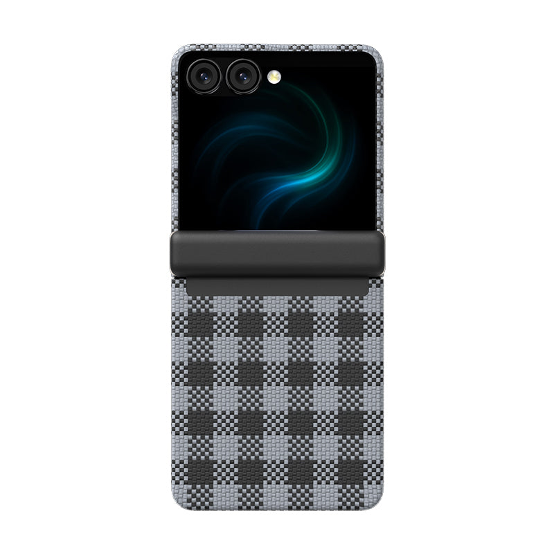 Galaxy Z Flip 7 Kılıf M-safe Şarj Özellikli Ekose Tasarımlı Benks ArmorAir ArmorVichy Kevlar Kapak - Görsel 2