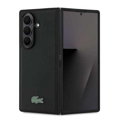 Galaxy Z Fold 7 Kılıf Lacoste Orjinal Lisanslı M-safe Şarj Özellikli Pike Desenli Arka Yüzey İkonik Timsah Metal Logolu Kapak - Görsel 3