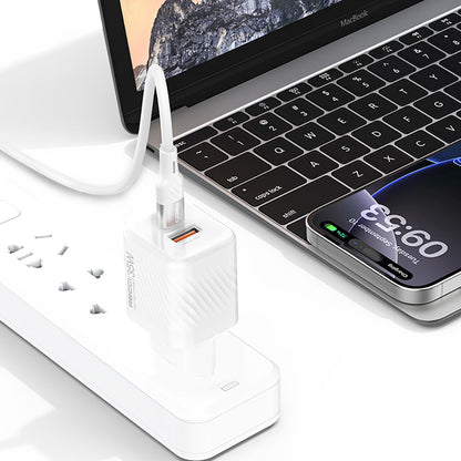 Recci RC83ECC GaN Teknolojili Hızlı Şarj Başlığı USB-A to Type-C PD 35W Kablolu Şarj Seti